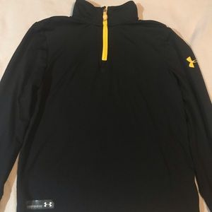 1/4 zip long sleeved shirt